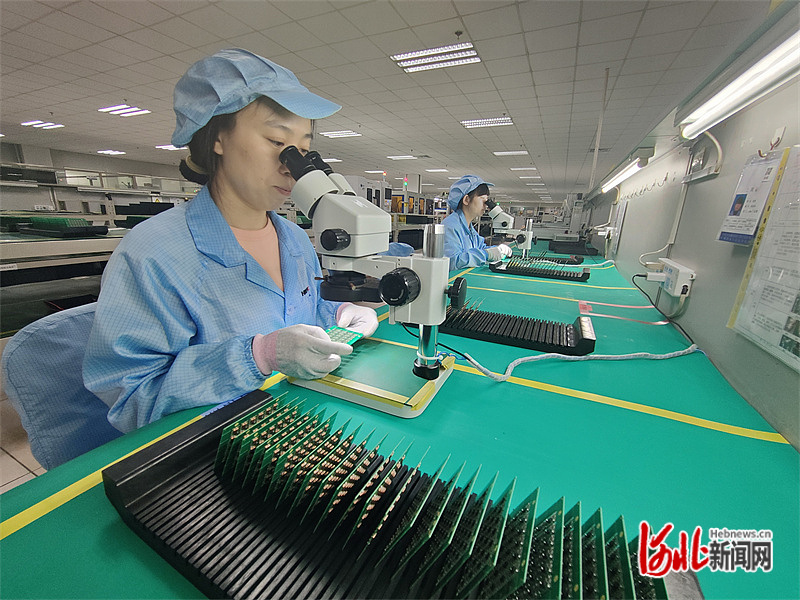 因地制宜發(fā)展新質(zhì)生產(chǎn)力丨九問河北新興產(chǎn)業(yè)怎樣上新④ 電子設備的“心臟”國產(chǎn)化，在這里如何實現(xiàn)通訊工程